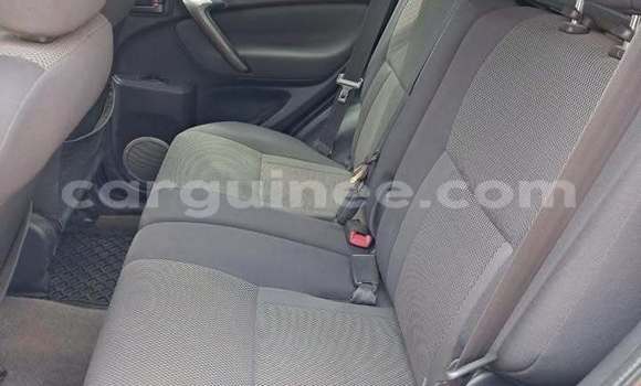 Acheter Occasion Voiture Toyota RAV4 Noir à Conakry, Conakry Acheter Occasion Voiture Toyota RAV4 Noir à Conakry, Conakry