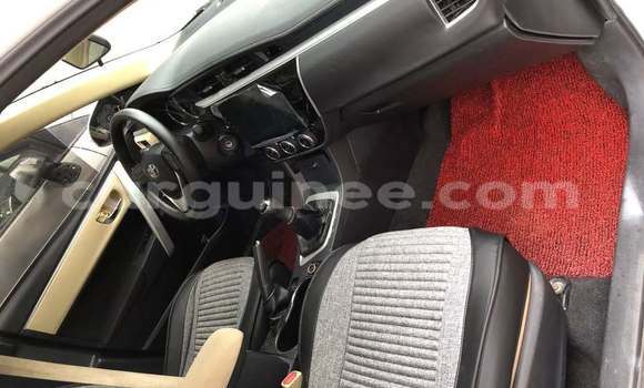 Acheter Occasion Voiture Toyota Fortuner Blanc à Conakry, Conakry Acheter Occasion Voiture Toyota Fortuner Blanc à Conakry, Conakry