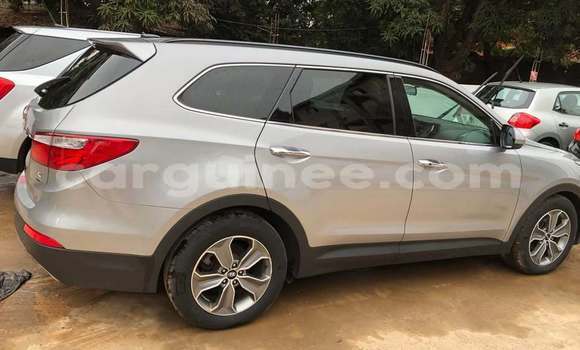 Acheter Occasion Voiture Hyundai Santa Fe Autre à Conakry, Conakry Acheter Occasion Voiture Hyundai Santa Fe Autre à Conakry, Conakry