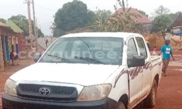 Buy Used Toyota Hilux Other Car in Conakry in Conakry Buy Used Toyota Hilux Other Car in Conakry in Conakry
