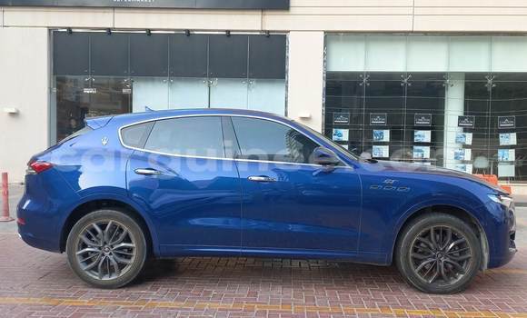 Buy Used Maserati Levante Blue Car in Conakry in Conakry Buy Used Maserati Levante Blue Car in Conakry in Conakry