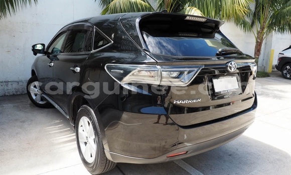 Buy Used Toyota Harrier Black Car in Conakry in Conakry Buy Used Toyota Harrier Black Car in Conakry in Conakry