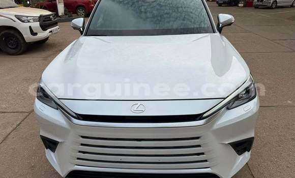 Buy Used Lexus LX White Car in Conakry in Conakry