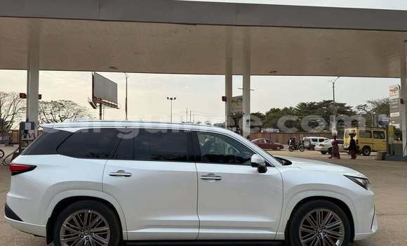 Buy Used Lexus LX White Car in Conakry in Conakry Buy Used Lexus LX White Car in Conakry in Conakry