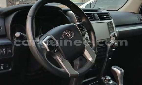 Buy Used Toyota 4Runner Black Car in Conakry in Conakry Buy Used Toyota 4Runner Black Car in Conakry in Conakry