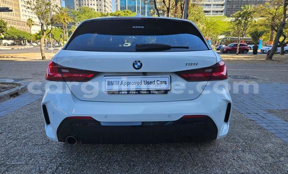Buy Used BMW 1-Series White Car in Conakry in Conakry Buy Used BMW 1-Series White Car in Conakry in Conakry