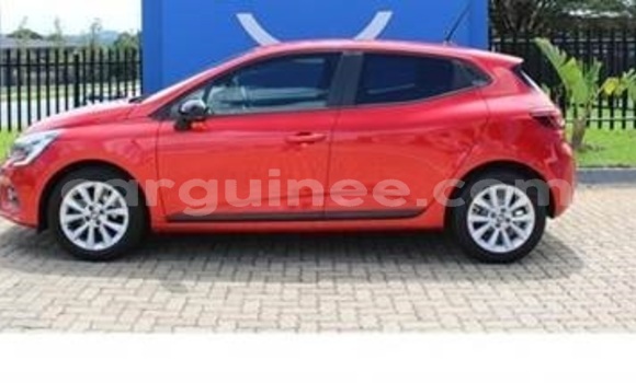 Buy Used Renault Clio Red Car in Conakry in Conakry Buy Used Renault Clio Red Car in Conakry in Conakry