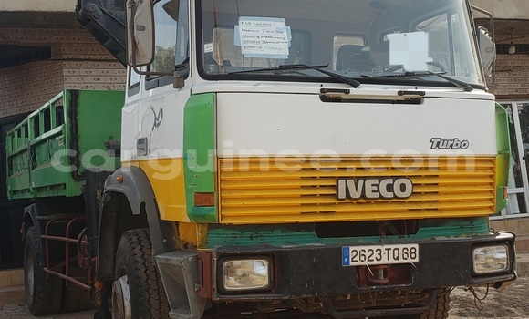 Medium with watermark iveco cargo conakry conakry 10152