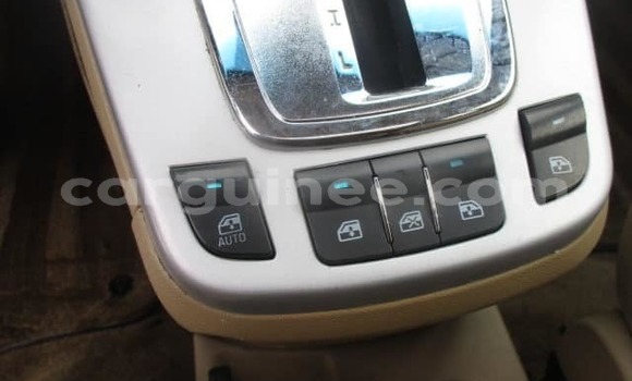 Buy Used Chevrolet Equinox Beige Car in Conakry in Conakry Buy Used Chevrolet Equinox Beige Car in Conakry in Conakry