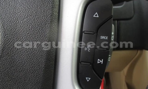 Buy Used Chevrolet Equinox Beige Car in Conakry in Conakry Buy Used Chevrolet Equinox Beige Car in Conakry in Conakry