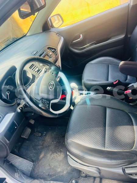 Big with watermark kia carens conakry conakry 10360