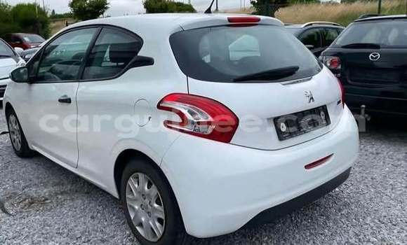 Acheter Occasion Voiture Peugeot 2008 Autre à Conakry, Conakry Acheter Occasion Voiture Peugeot 2008 Autre à Conakry, Conakry