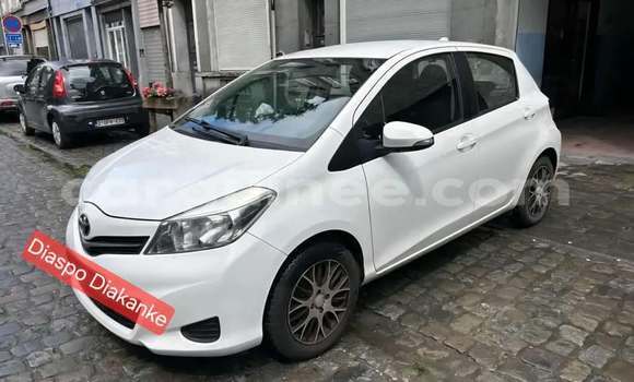 Acheter Occasion Voiture Toyota Yaris Blanc à Conakry, Conakry Acheter Occasion Voiture Toyota Yaris Blanc à Conakry, Conakry
