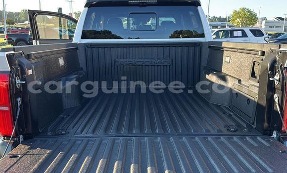 Acheter Occasion Voiture Toyota Tacoma Blanc à Conakry, Conakry Acheter Occasion Voiture Toyota Tacoma Blanc à Conakry, Conakry