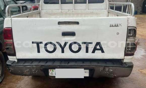 Acheter Occasion Voiture Toyota Hilux Blanc à Conakry, Conakry Acheter Occasion Voiture Toyota Hilux Blanc à Conakry, Conakry