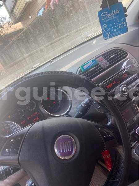 Big with watermark fiat bravo conakry conakry 10410
