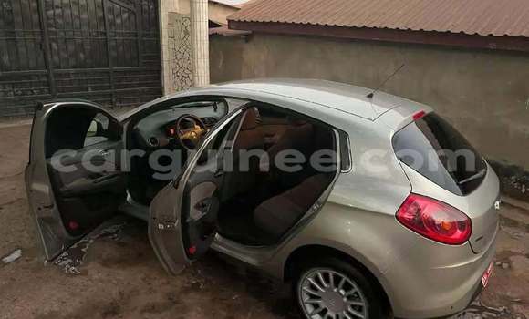 Acheter Occasion Voiture Fiat Bravo Autre à Conakry, Conakry Acheter Occasion Voiture Fiat Bravo Autre à Conakry, Conakry