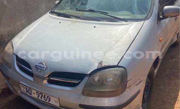 Buy Used Nissan Tino Silver Car in Conakry in Conakry