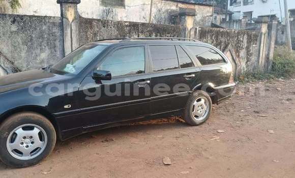 Acheter Occasion Voiture Mercedes-Benz 270D Noir à Conakry, Conakry Acheter Occasion Voiture Mercedes-Benz 270D Noir à Conakry, Conakry