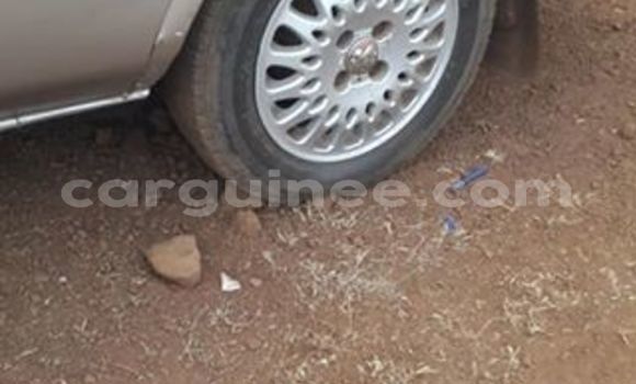 Acheter Occasion Voiture Toyota Corolla Gris à Conakry, Conakry Acheter Occasion Voiture Toyota Corolla Gris à Conakry, Conakry