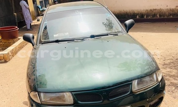 Acheter Occasion Voiture Mitsubishi Carisma Noir à Conakry, Conakry Acheter Occasion Voiture Mitsubishi Carisma Noir à Conakry, Conakry