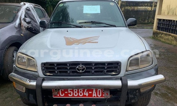 Acheter Occasion Voiture Toyota RAV4 Gris à Conakry, Conakry