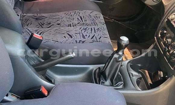 Acheter Occasion Voiture Mazda 323 Noir à Conakry, Conakry Acheter Occasion Voiture Mazda 323 Noir à Conakry, Conakry