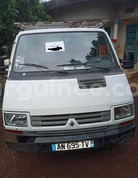 Big with watermark renault trafic conakry conakry 10435