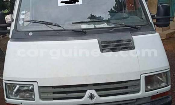 Acheter Occasion Voiture Renault Trafic Blanc à Conakry, Conakry