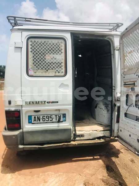 Big with watermark renault trafic conakry conakry 10435