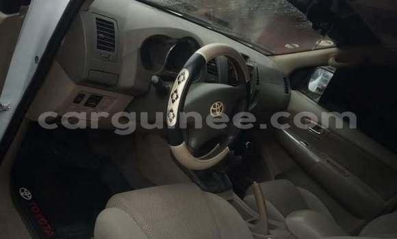 Acheter Occasion Voiture Toyota Fortuner Blanc à Conakry, Conakry Acheter Occasion Voiture Toyota Fortuner Blanc à Conakry, Conakry