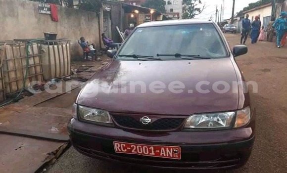 Acheter Occasion Voiture Nissan Almera Rouge à Conakry, Conakry