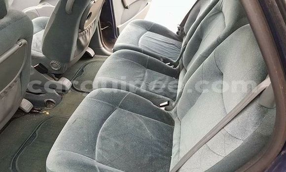 Acheter Occasion Voiture Renault Megane Bleu à Conakry, Conakry Acheter Occasion Voiture Renault Megane Bleu à Conakry, Conakry