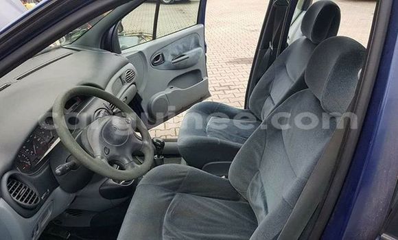 Acheter Occasion Voiture Renault Megane Bleu à Conakry, Conakry Acheter Occasion Voiture Renault Megane Bleu à Conakry, Conakry