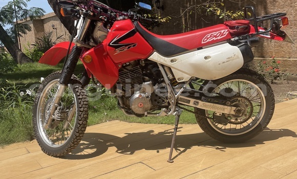 Acheter Occasion Moto Honda XR Rouge à Conakry, Conakry Acheter Occasion Moto Honda XR Rouge à Conakry, Conakry