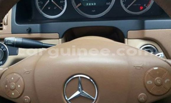Acheter Occasion Voiture Mercedes-Benz C-klasse Blanc à Conakry, Conakry Acheter Occasion Voiture Mercedes-Benz C-klasse Blanc à Conakry, Conakry