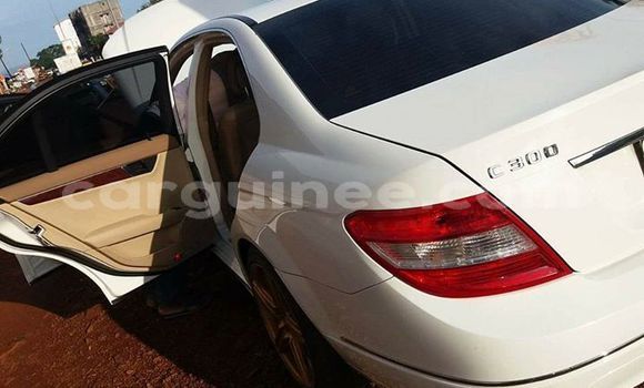 Acheter Occasion Voiture Mercedes-Benz C-klasse Blanc à Conakry, Conakry Acheter Occasion Voiture Mercedes-Benz C-klasse Blanc à Conakry, Conakry