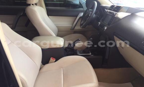 Buy Used Toyota RAV4 Beige Car in Conakry in Conakry Buy Used Toyota RAV4 Beige Car in Conakry in Conakry