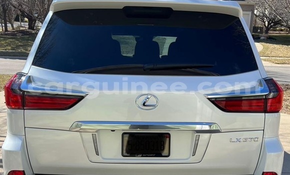 Acheter Occasion Voiture Lexus LX 570 Blanc à Conakry, Conakry Acheter Occasion Voiture Lexus LX 570 Blanc à Conakry, Conakry