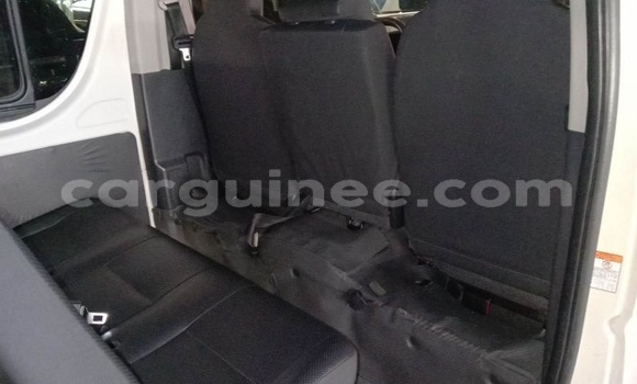 Acheter Occasion Voiture Toyota Hiace Blanc à Conakry, Conakry Acheter Occasion Voiture Toyota Hiace Blanc à Conakry, Conakry