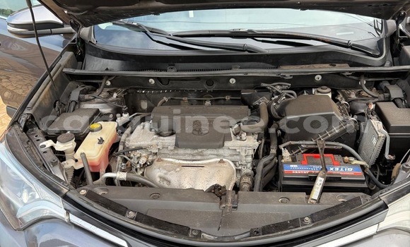 Acheter Occasion Voiture Toyota RAV4 Gris à Conakry, Conakry Acheter Occasion Voiture Toyota RAV4 Gris à Conakry, Conakry