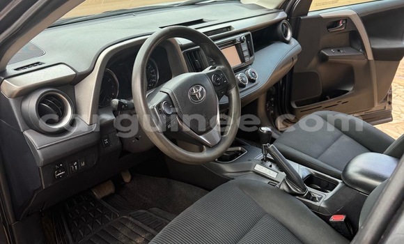 Acheter Occasion Voiture Toyota RAV4 Gris à Conakry, Conakry Acheter Occasion Voiture Toyota RAV4 Gris à Conakry, Conakry