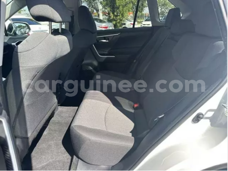 Big with watermark toyota rav4 coyah coyah 10572