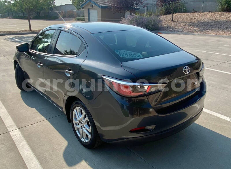 Big with watermark toyota yaris conakry conakry 10598