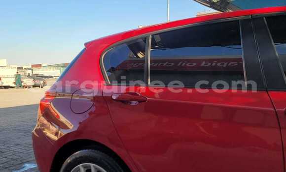 Acheter Occasion Voiture BMW 1-Series Rouge à Import - Dubai, Conakry Acheter Occasion Voiture BMW 1-Series Rouge à Import - Dubai, Conakry