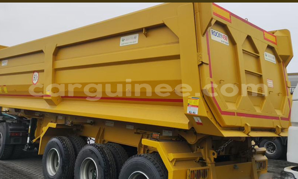 Acheter Neuf Voiture Abarth 124 Spider Autre à Conakry, Conakry Acheter Neuf Voiture Abarth 124 Spider Autre à Conakry, Conakry