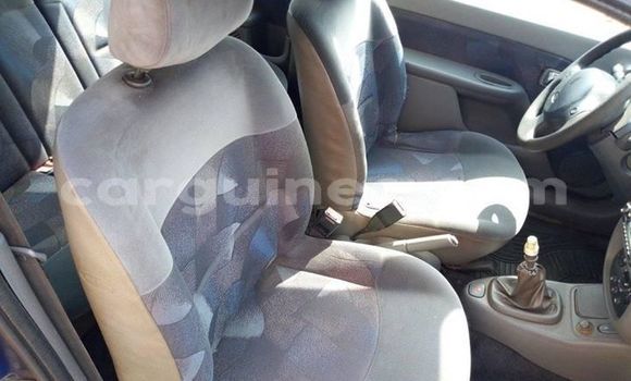 Buy Used Renault Clio Blue Car in Conakry in Conakry Buy Used Renault Clio Blue Car in Conakry in Conakry