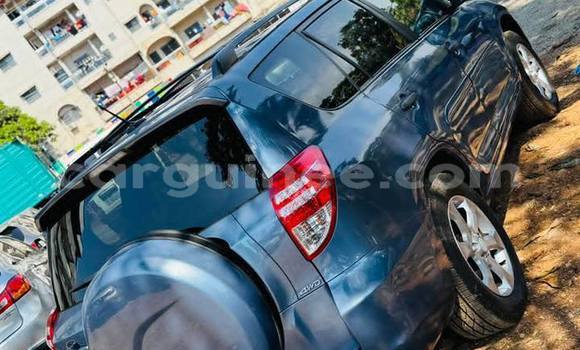 Acheter Occasion Voiture Toyota RAV4 Bleu à Conakry, Conakry Acheter Occasion Voiture Toyota RAV4 Bleu à Conakry, Conakry