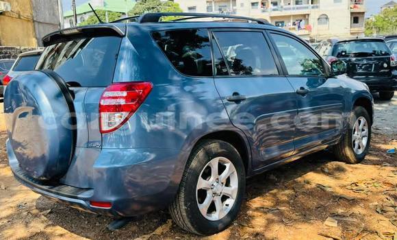 Acheter Occasion Voiture Toyota RAV4 Bleu à Conakry, Conakry Acheter Occasion Voiture Toyota RAV4 Bleu à Conakry, Conakry