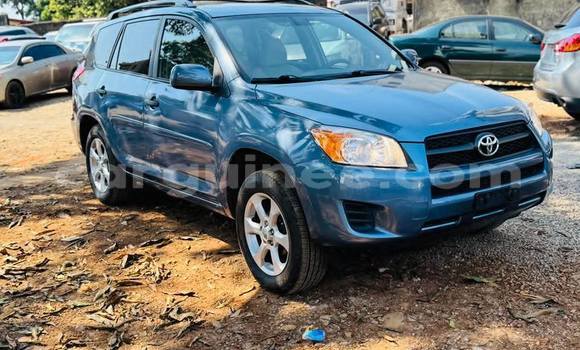 Acheter Occasion Voiture Toyota RAV4 Bleu à Conakry, Conakry Acheter Occasion Voiture Toyota RAV4 Bleu à Conakry, Conakry